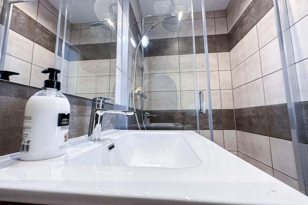 L' Escala Can Romy Appartement T3 B - A 20M De La Plage De Cala Montgo מראה חיצוני תמונה